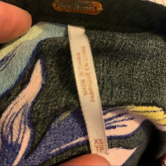 Free People Black Tropical Floral Tunic Top - Picture 5 of 8